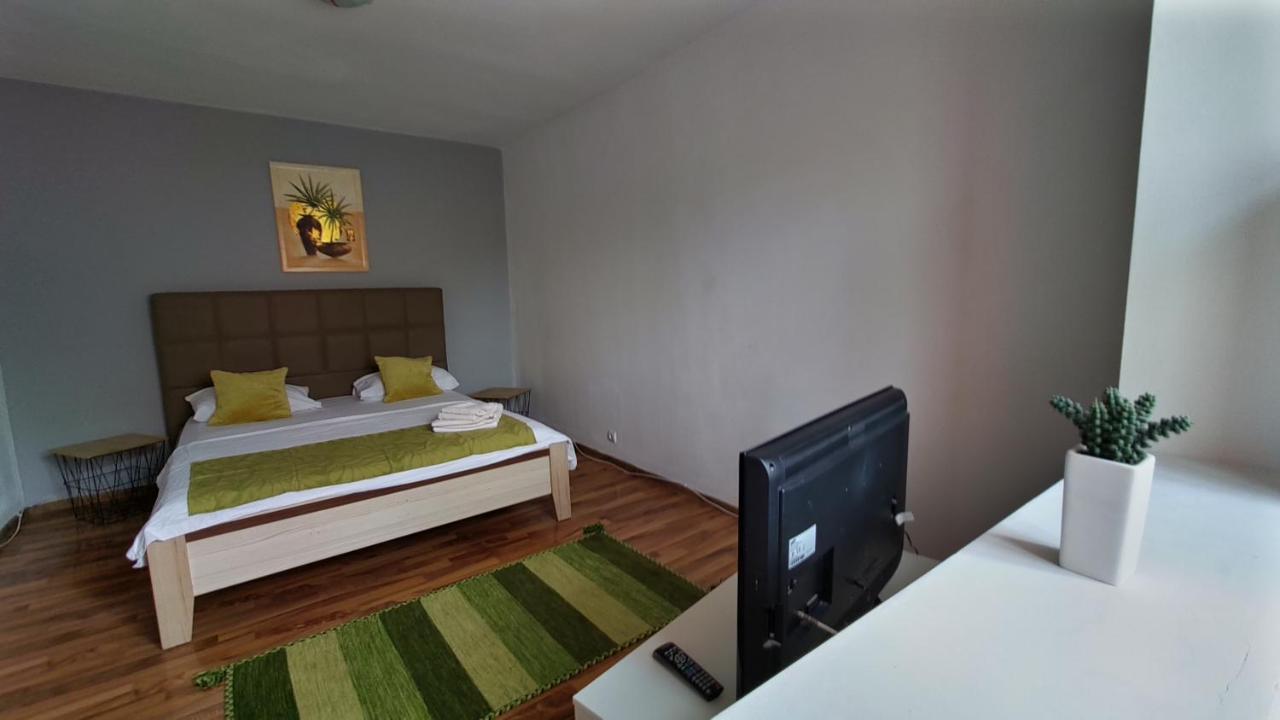 Apartmán Magic Studio Hunedoara Exteriér fotografie
